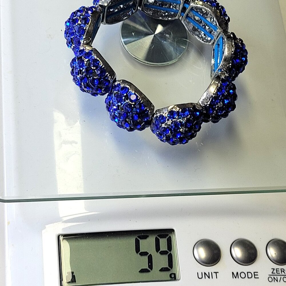 Blue Crystal Rhinestone Bracelet - Picture 9 of 9